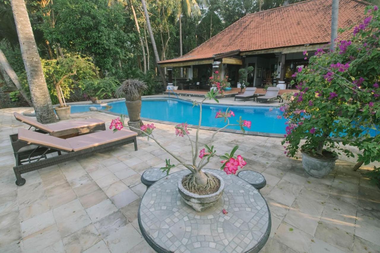 Bali North Beach B&B Tianyar Exterior foto