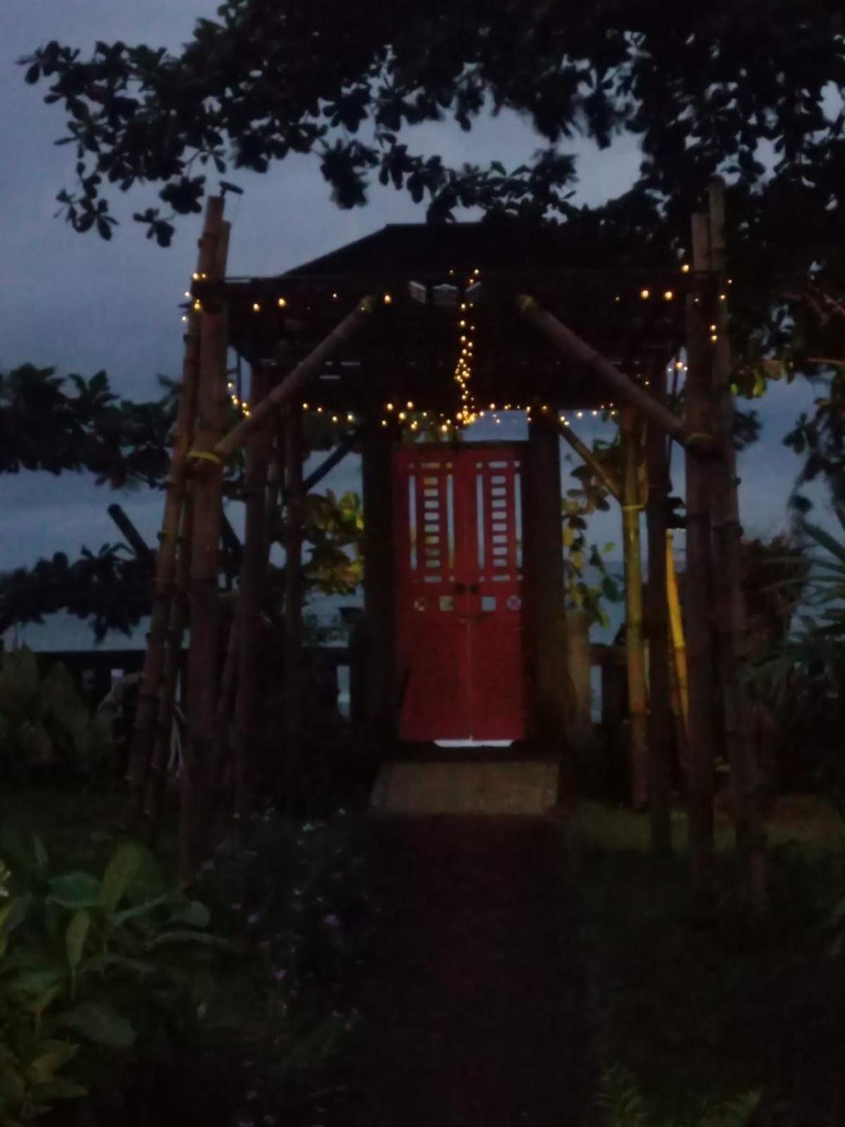 Bali North Beach B&B Tianyar Exterior foto